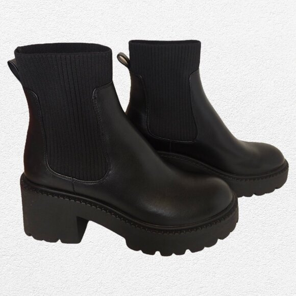 NWOT Madden Girl Women’s Black Thrash Pull On Chelsea Boots - 7.5 - Picture 1 of 12